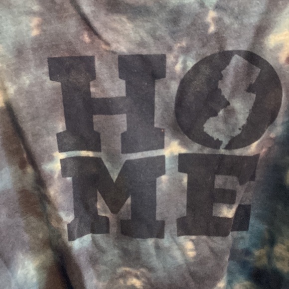 ⭐️2/$10 - sweater - Picture 2 of 3